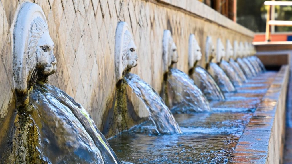 the_lion_fountains_kreta